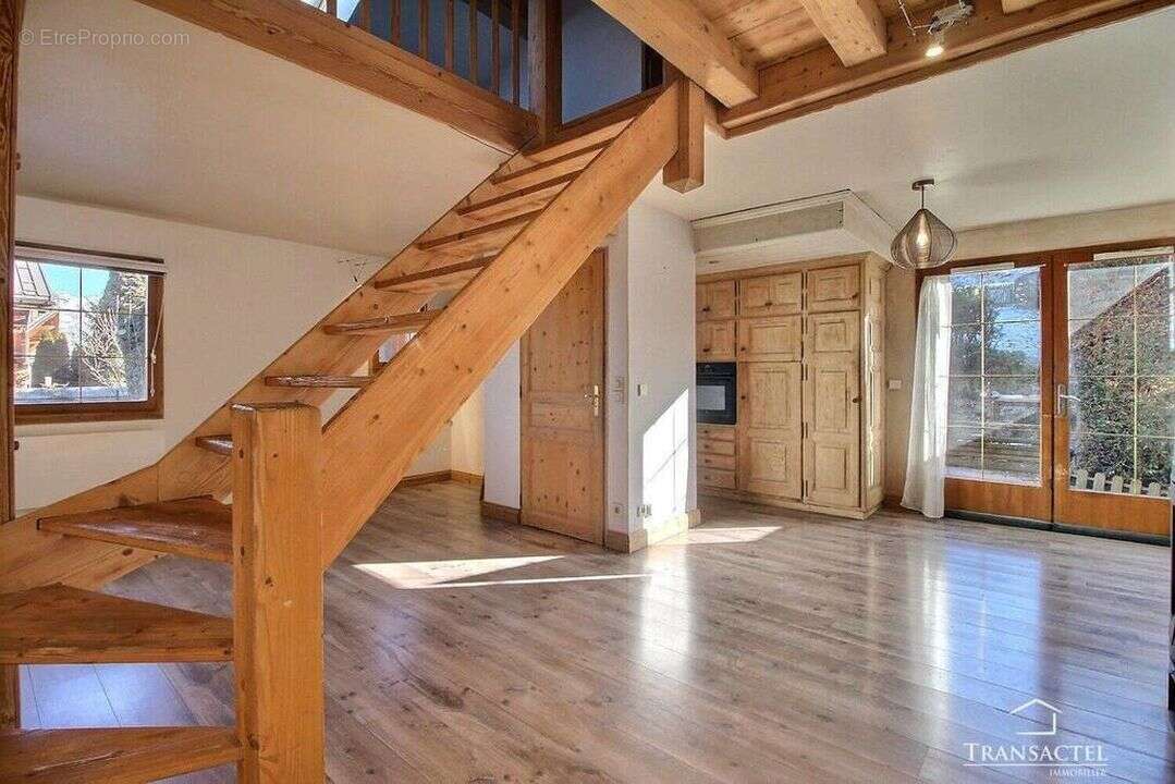 Appartement à COMBLOUX