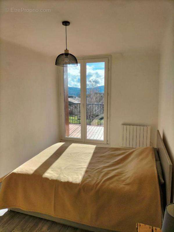 Maison à SAINT-ETIENNE-LES-ORGUES