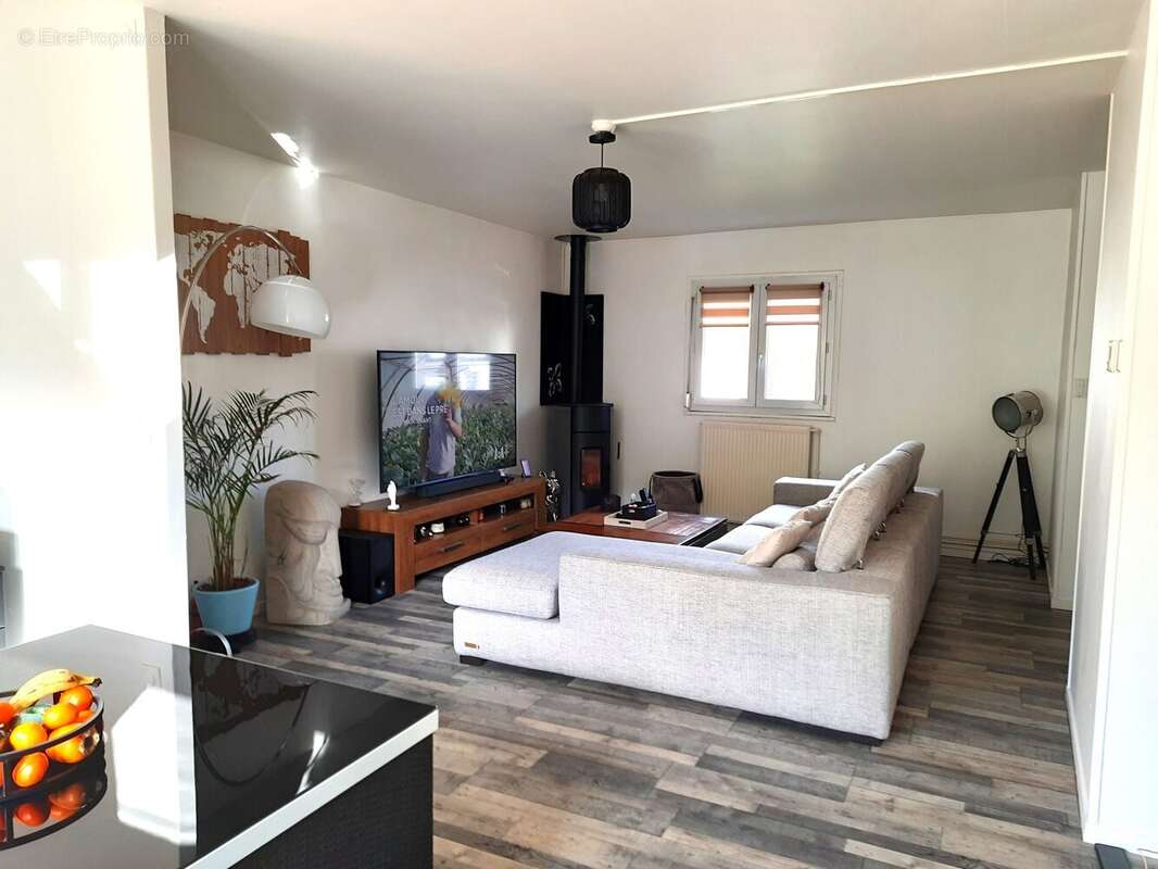 Maison à CANY-BARVILLE