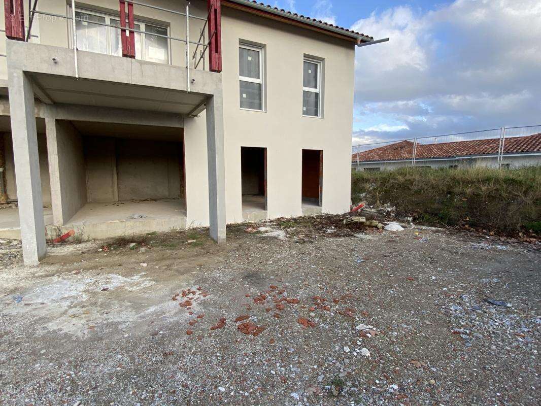 Commerce à SAINT-PAUL-LES-DAX