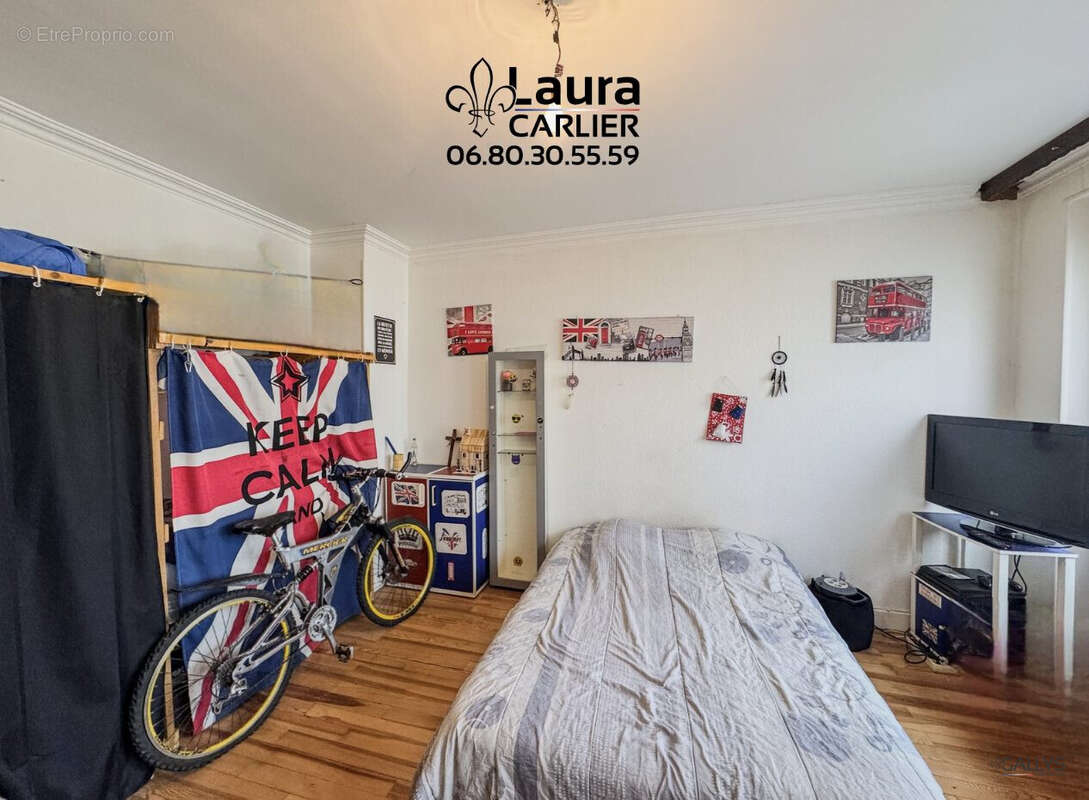 Appartement à AUBOUE