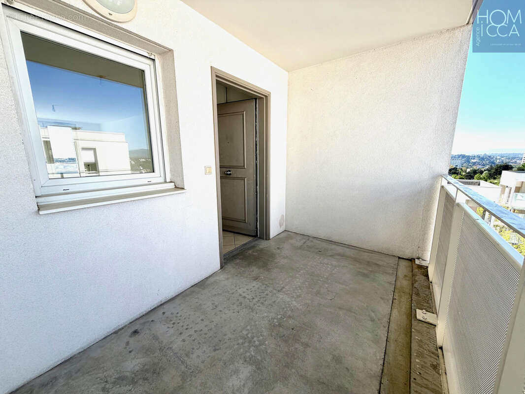 Appartement à LYON-9E