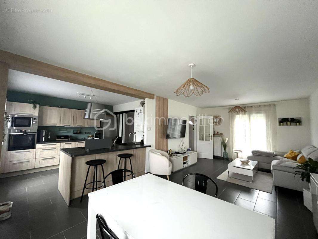 Maison à GRAND-COURONNE