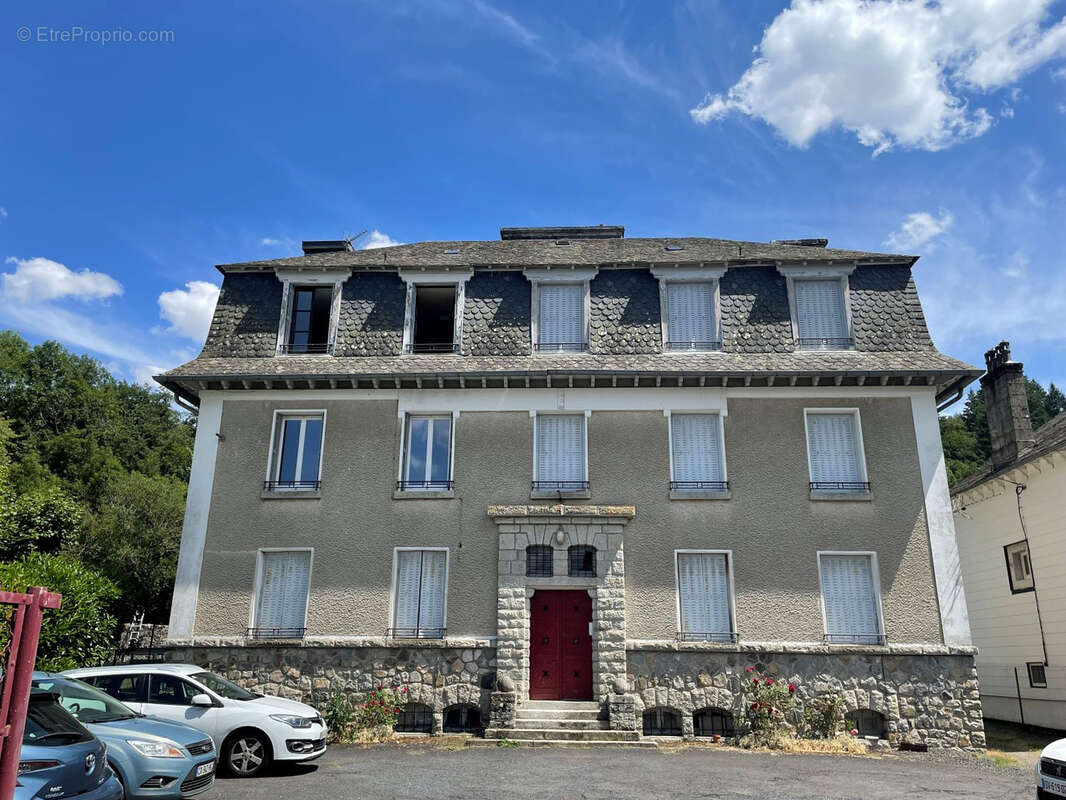Appartement de type t2 a condat - photo 12