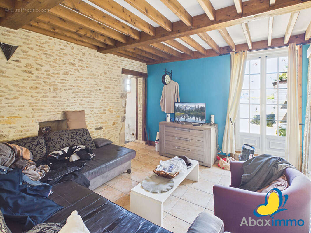Maison à SAINT-PIERRE-SUR-DIVES