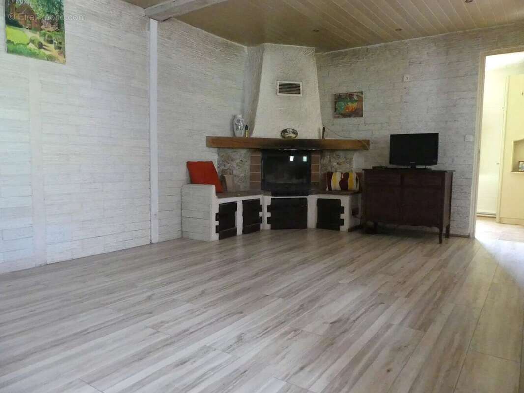 Maison à ROQUESTERON