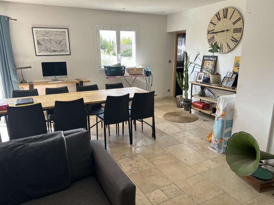 Maison à CAUMONT-SUR-DURANCE