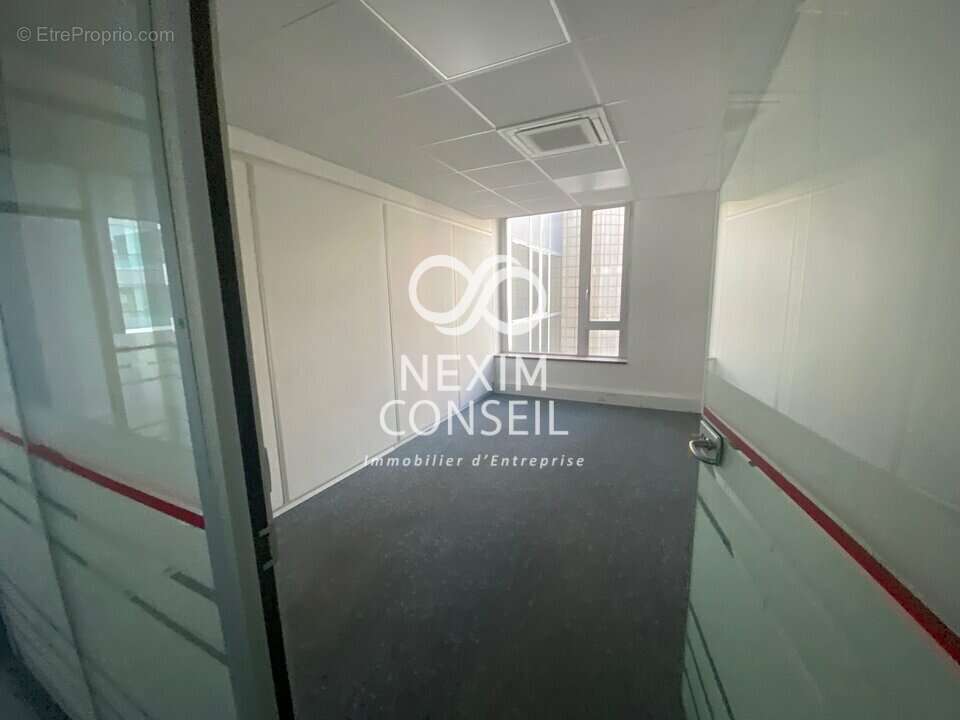 Commerce à COLOMBES