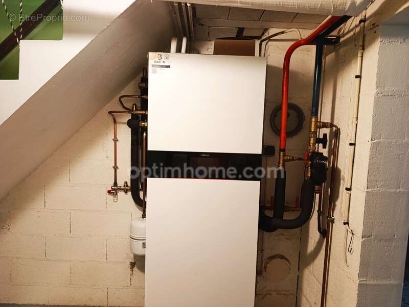 Maison à VERNOUX-EN-GATINE