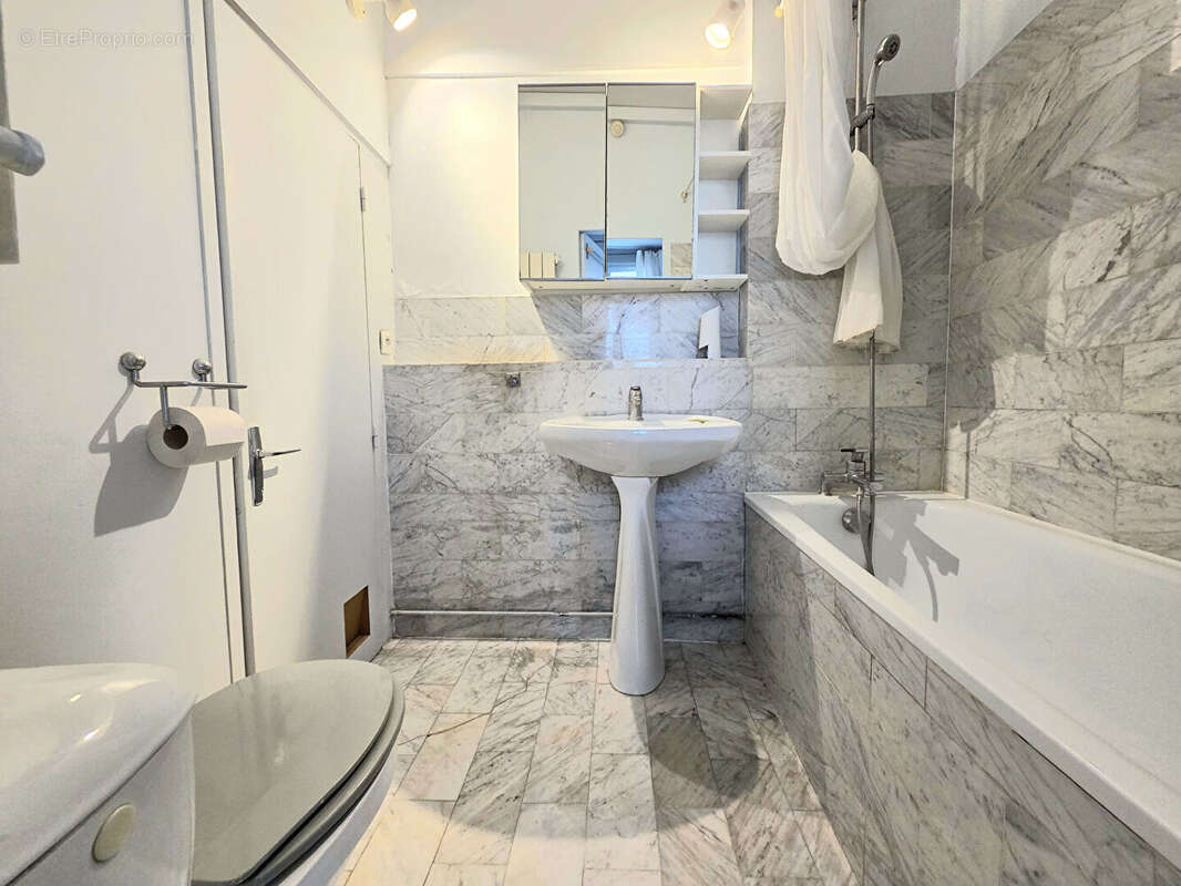 Appartement à PARIS-11E