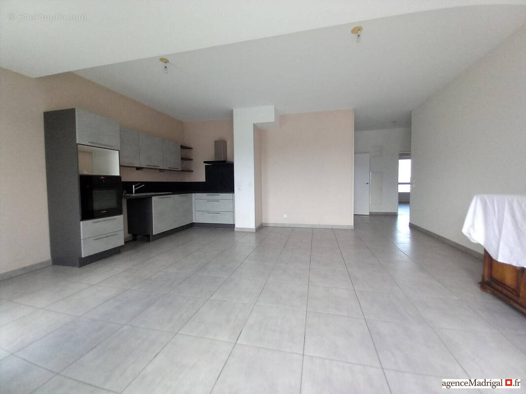 Appartement à ECHIROLLES