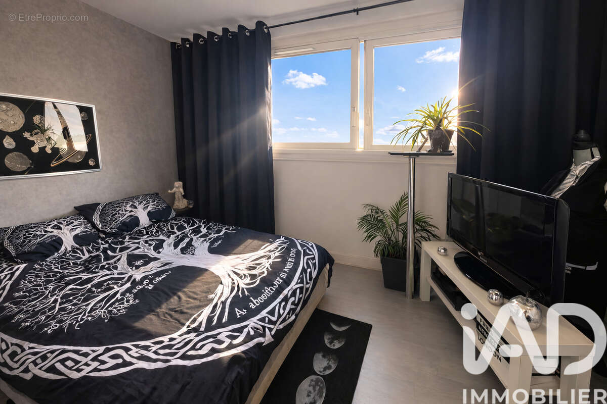 Photo 9 - Appartement à COMBS-LA-VILLE