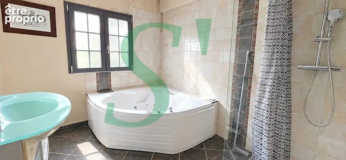 Maison 8 pièces 165 m² à vendre à Auneuil (60390) - photo 7