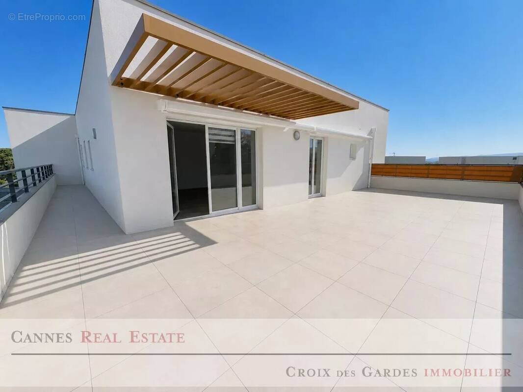 Appartement à FREJUS