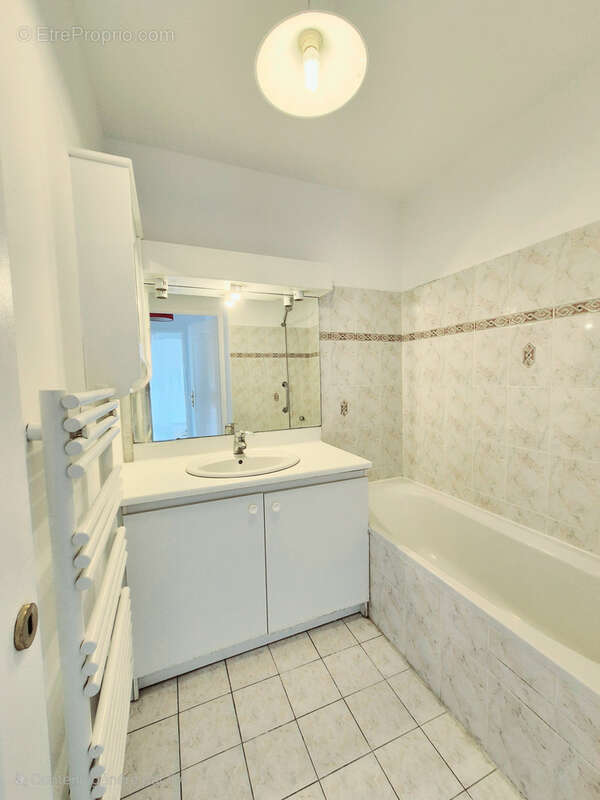 Appartement à HYERES