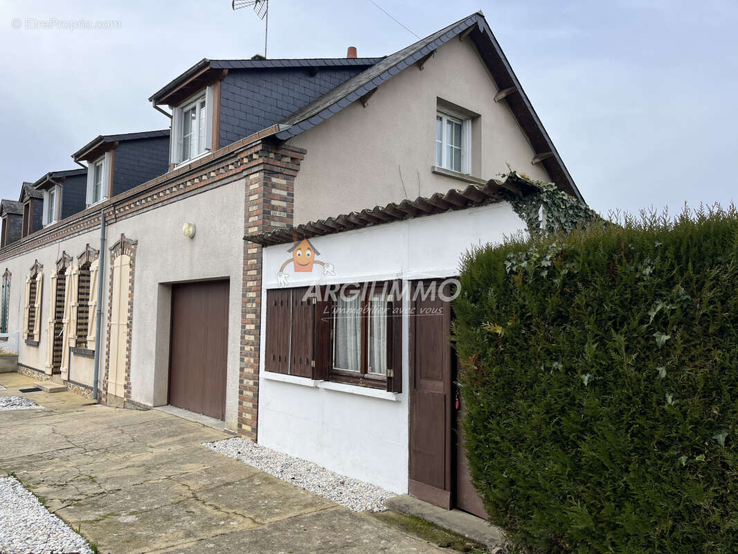 Maison à COUDRECIEUX