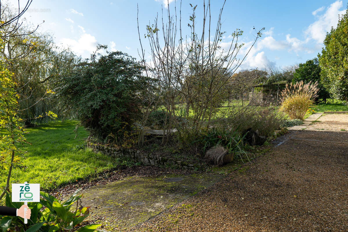 Maison à MARSAIS-SAINTE-RADEGONDE