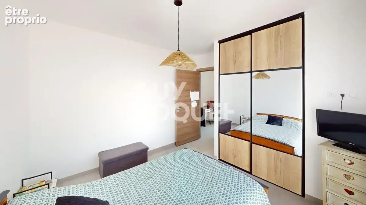 PONTEILLA, Maison récente, 4 pièces avec garage et jardin. - photo 15