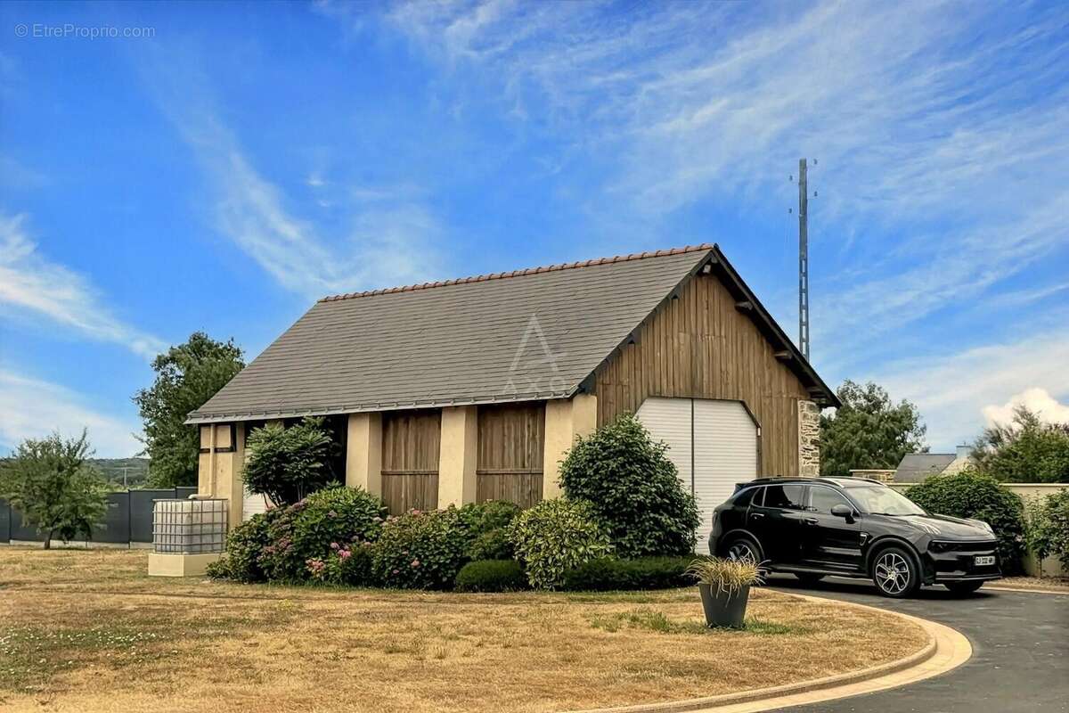 À vendre  Propriété de caractère avec grange d'exception à Vallons de l'erdre - photo 15