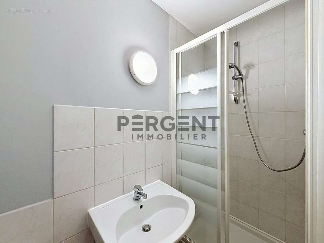 Appartement 19 m² à Charleville-Mezieres  - photo 5