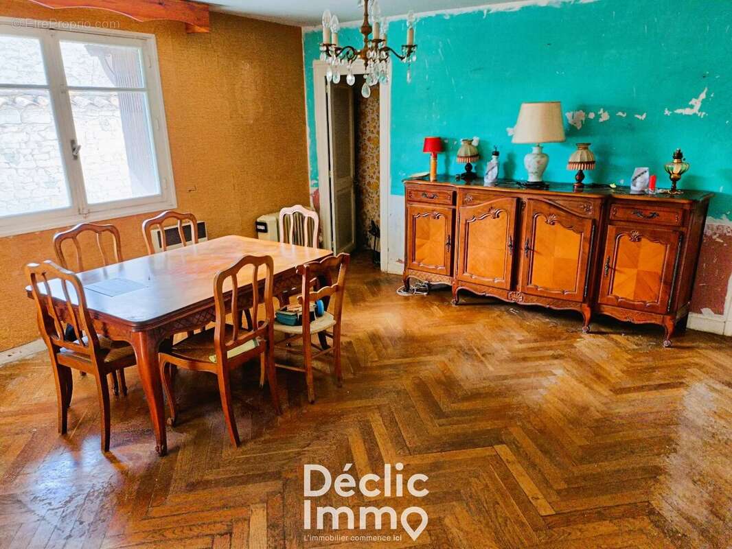 Maison à CHATEAUBERNARD