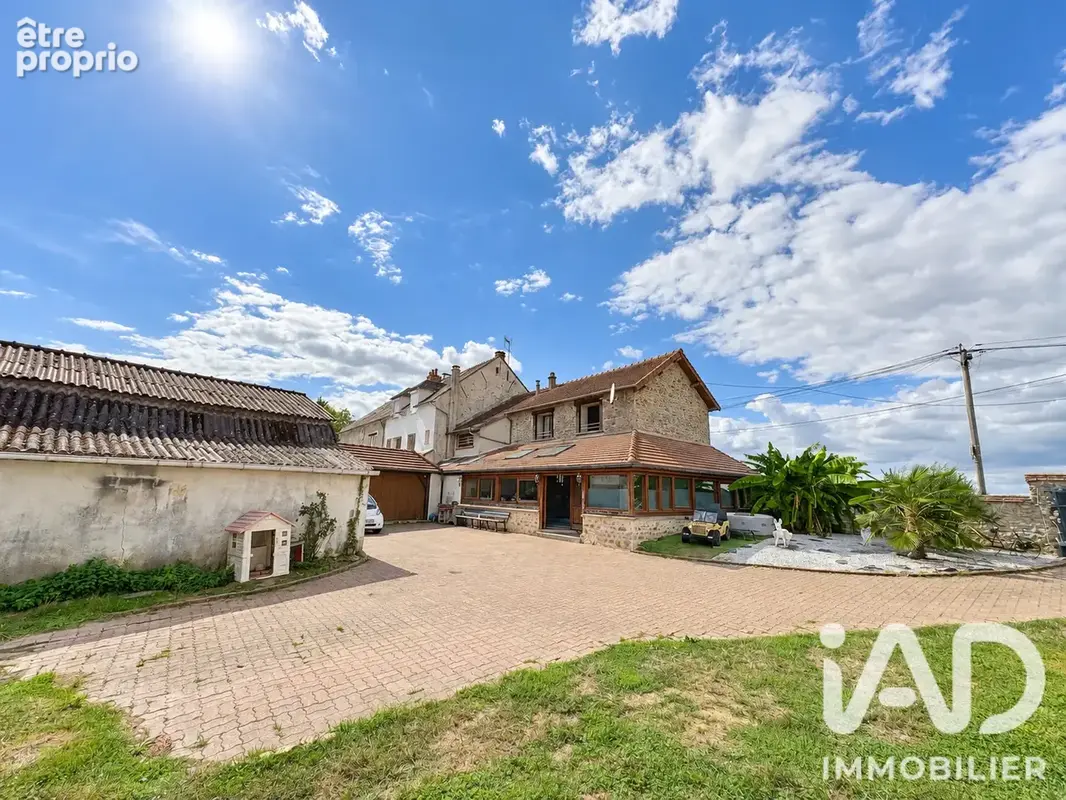 Photo 1 - Maison à LA FERTE-SOUS-JOUARRE