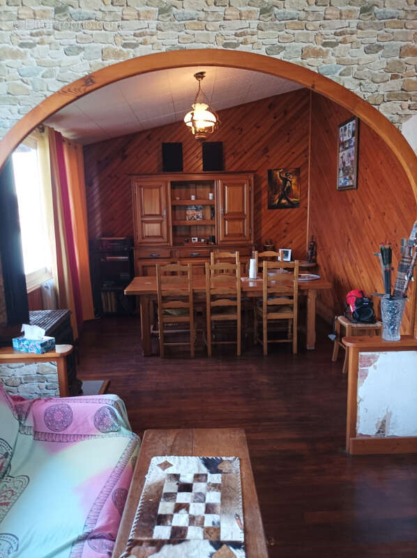 Maison à FUMEL