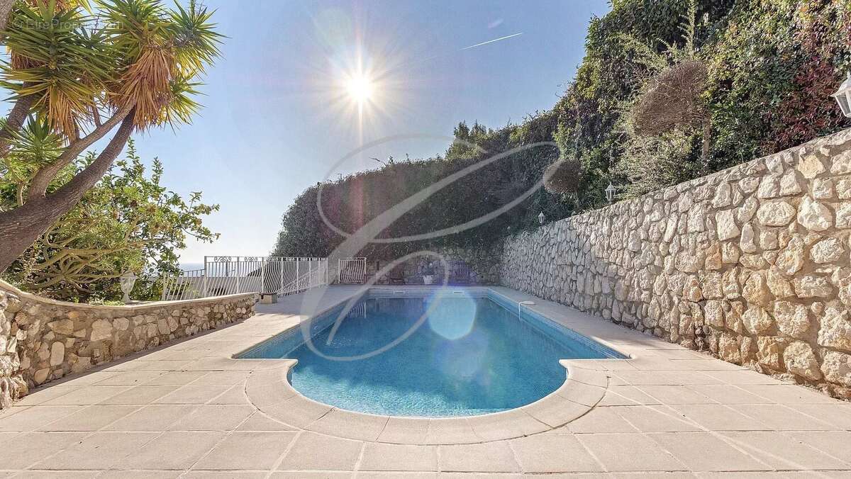 Maison à ROQUEBRUNE-CAP-MARTIN