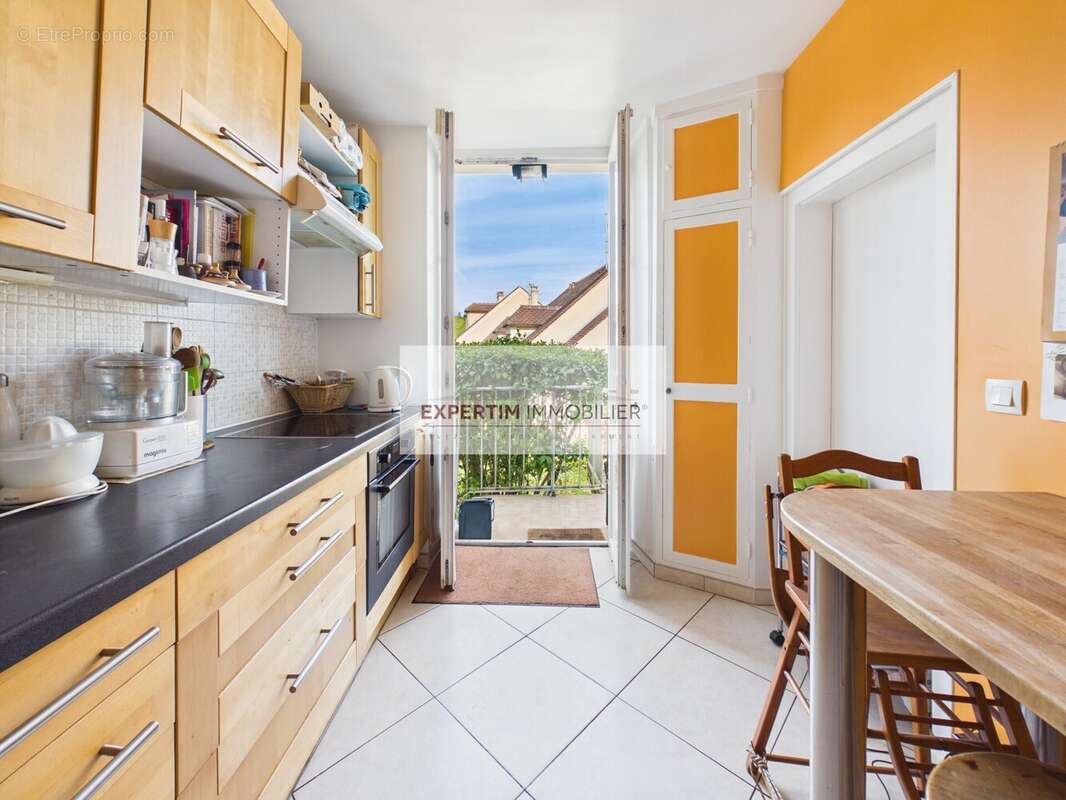 Maison à JOUY-EN-JOSAS