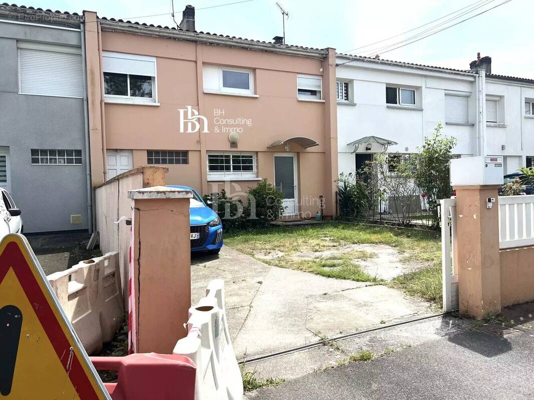 Maison à VILLENAVE-D'ORNON