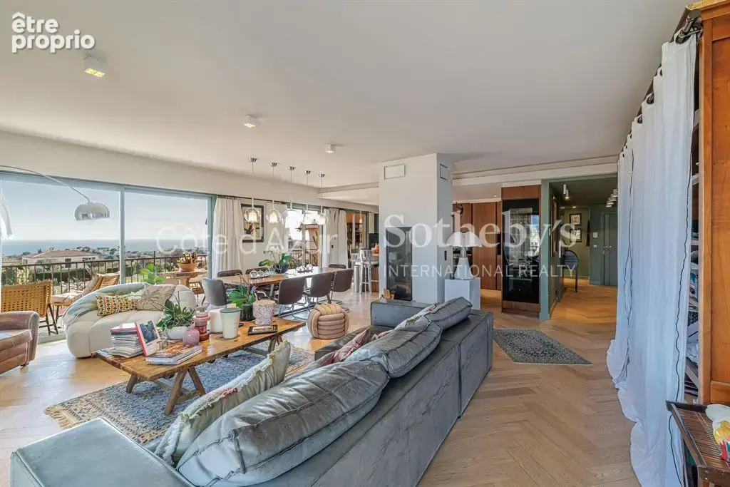 Exclusivité, appartement de prestige au dernier étage à Nice Fabron avec terrasse de 70 m² et vue mer panoramique - photo 3