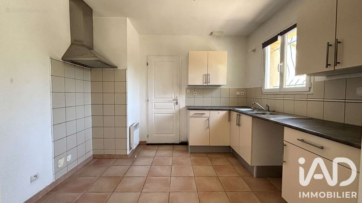 Maison 84 m² à Pont-Saint-Esprit  - photo 8