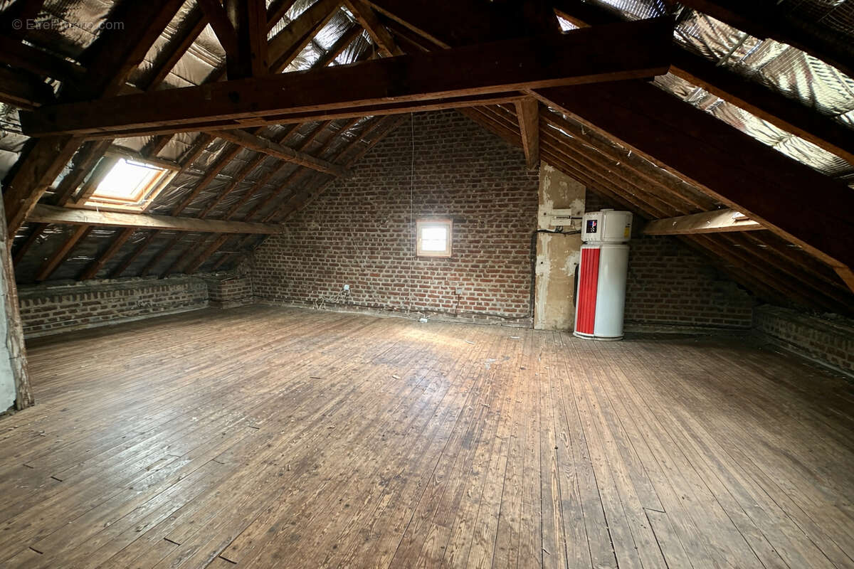 Maison à SAINT-QUENTIN