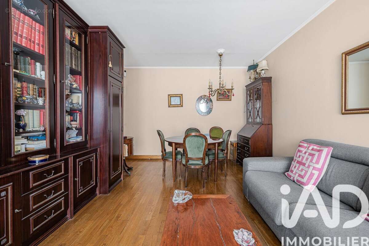 Photo 5 - Appartement à PARIS-19E