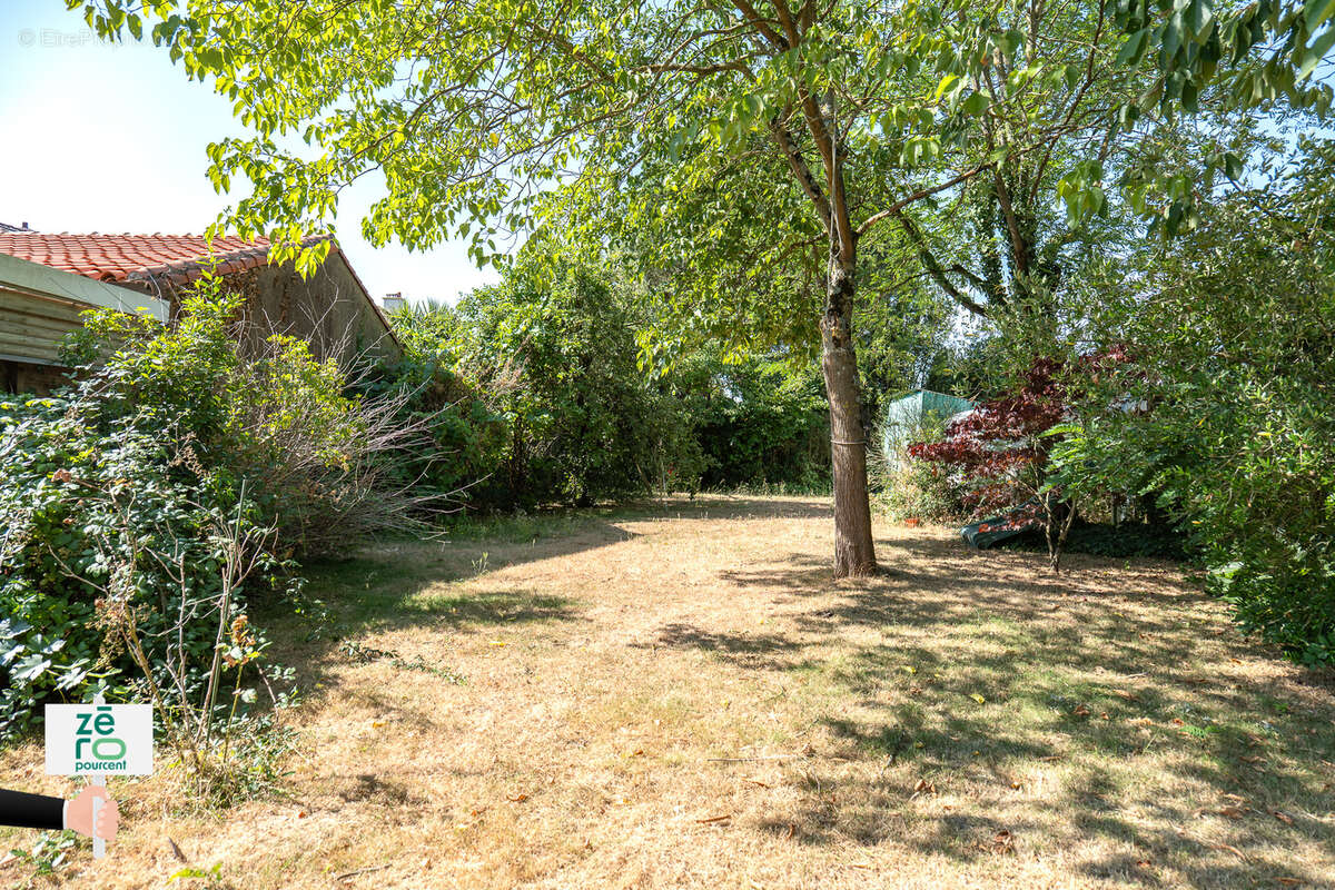 À découvrir ! Grande maison familiale de 140 m2 avec jardin de 790m2   Quartier prisé de la Profondine - photo 19