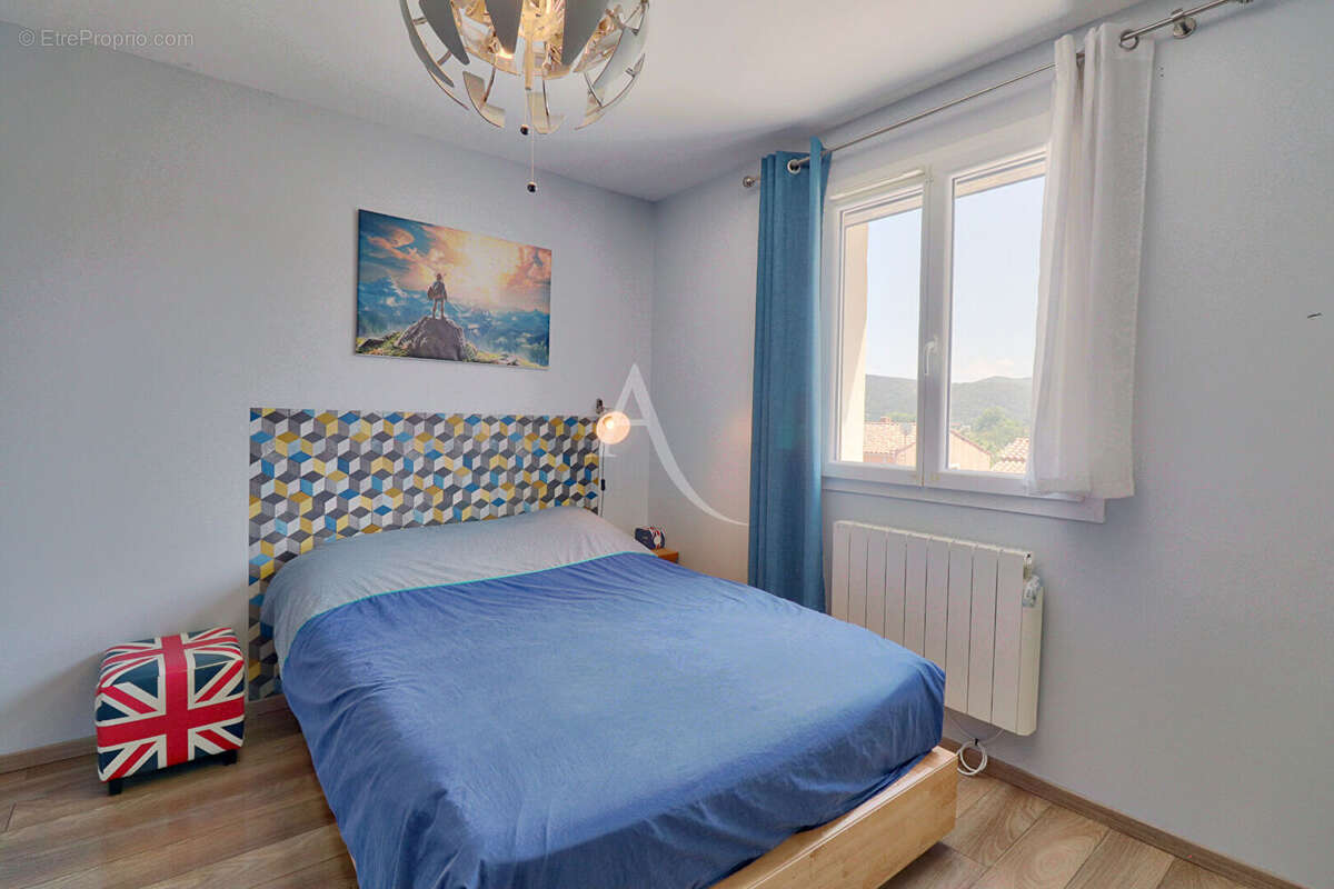 Maison à GREOUX-LES-BAINS