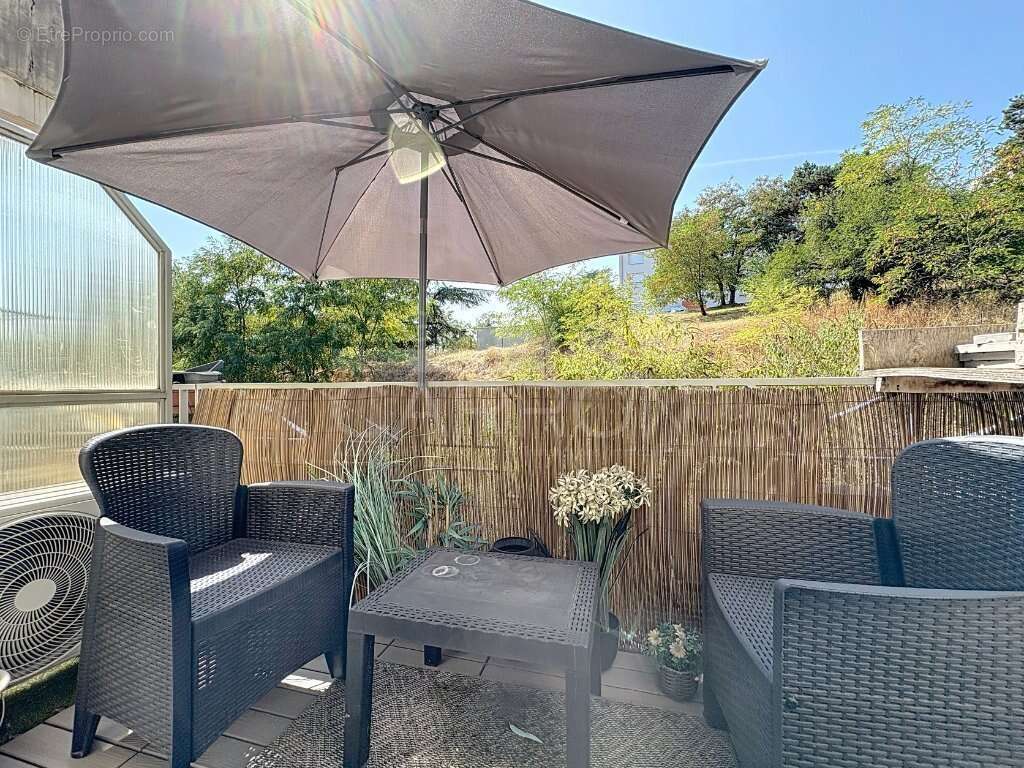 Appartement à MIRIBEL