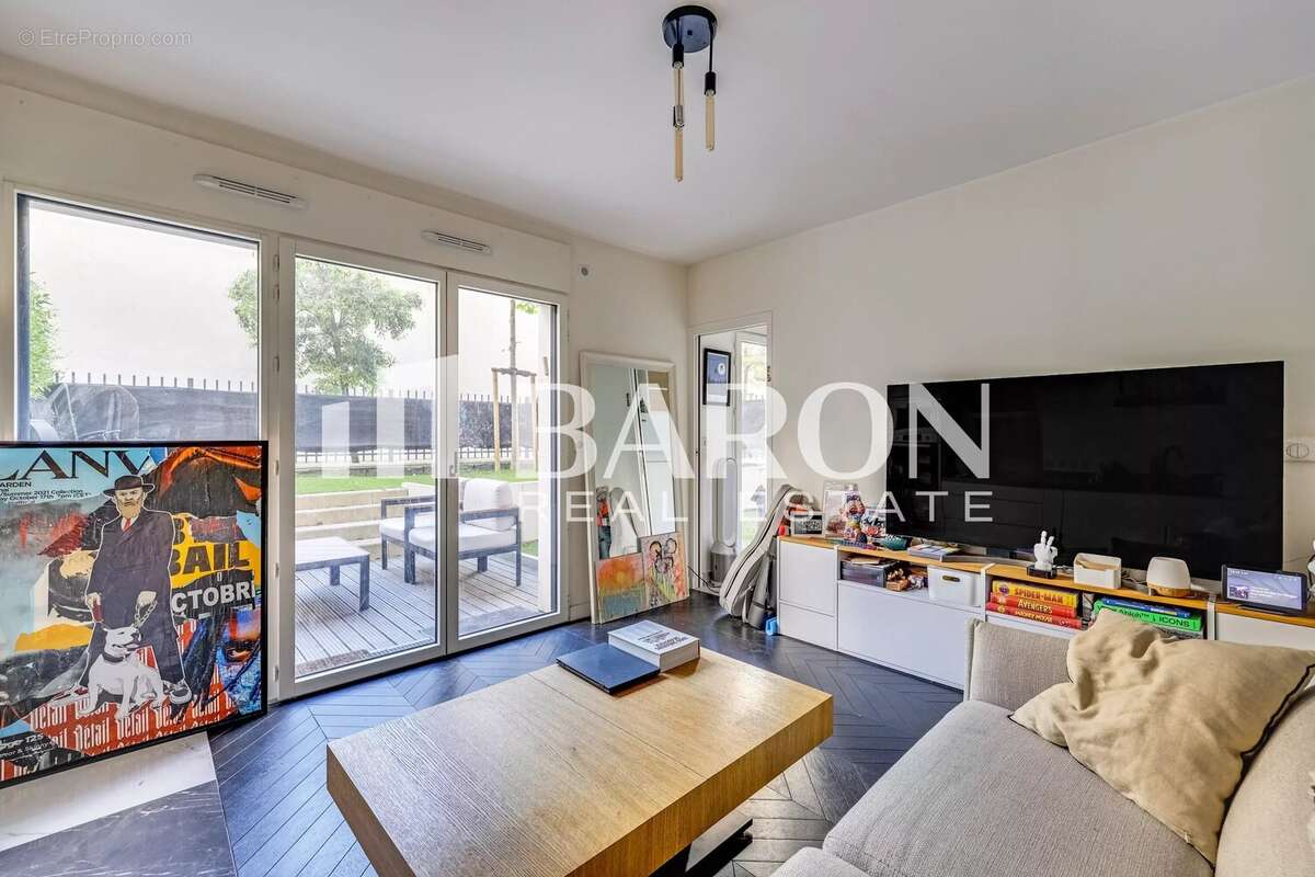 Neuilly sur seine - appartement rez de jardin 2 pieces 1 chambre - photo 2