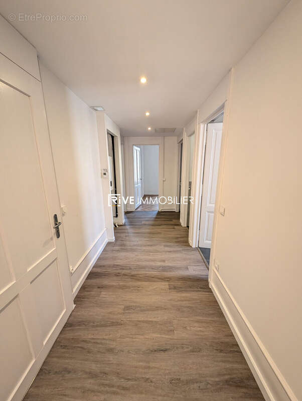 Appartement à EVIAN-LES-BAINS