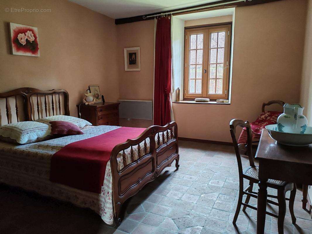 Maison à SAINT-HILAIRE-LES-ANDRESIS