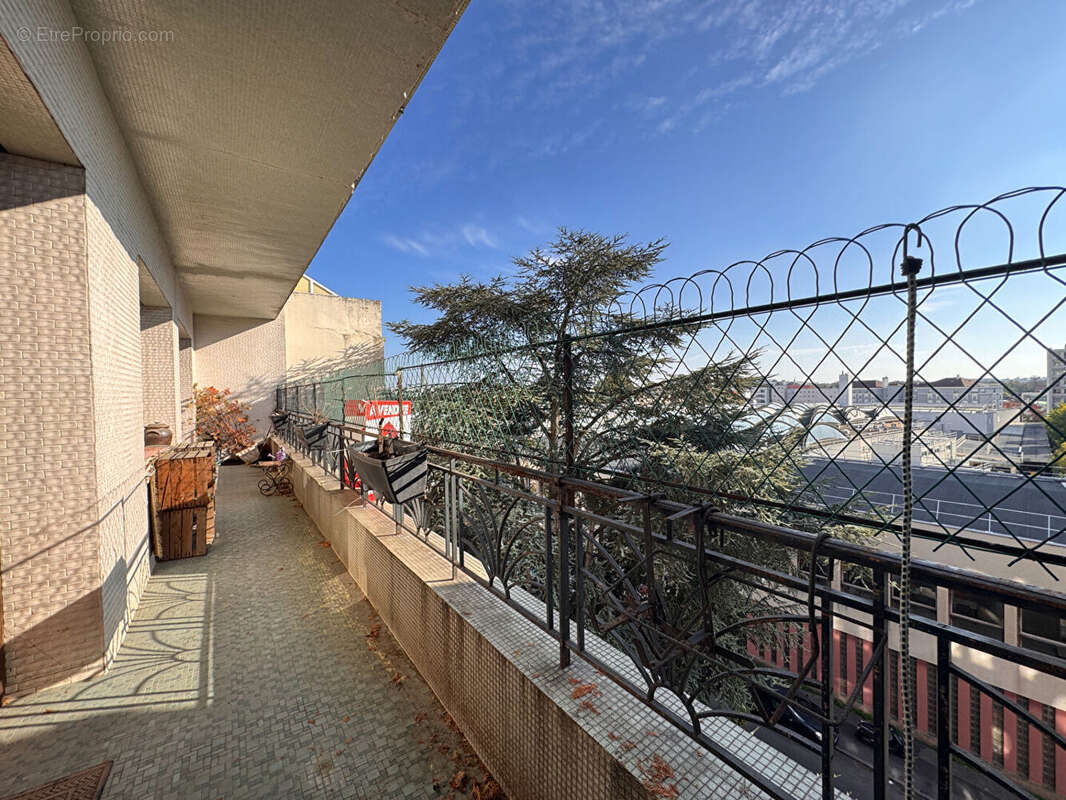 Appartement à FONTENAY-SOUS-BOIS