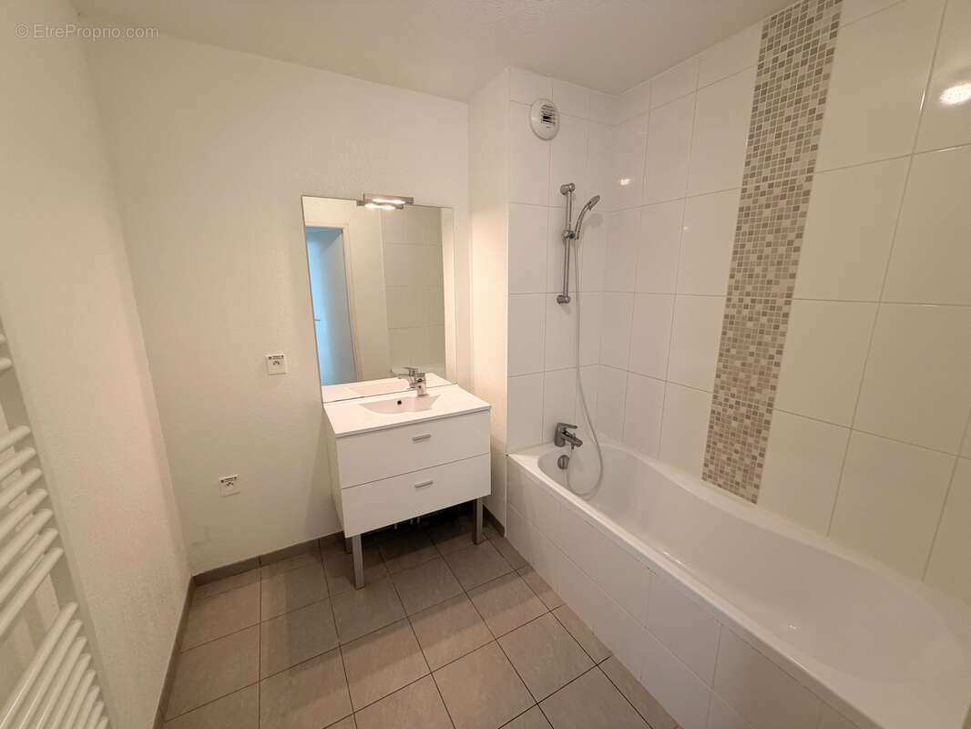 Appartement à VILLENAVE-D'ORNON