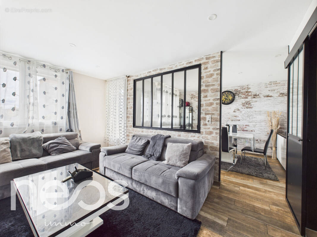 Appartement à CHENOVE