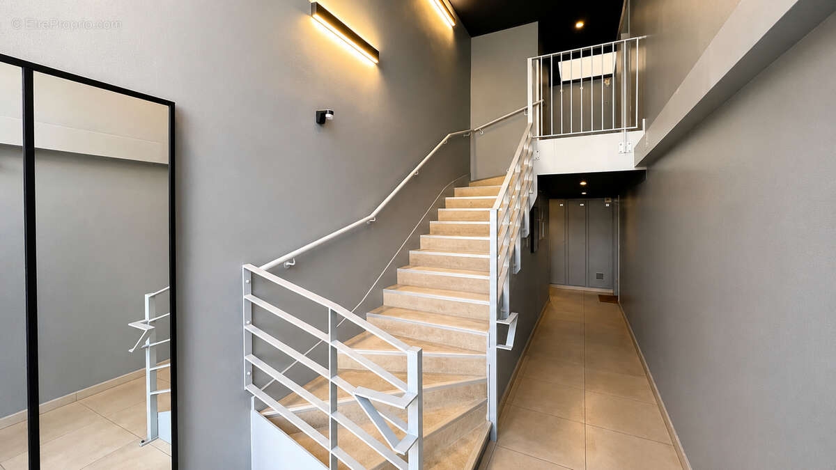 Appartement T4 Duplex - 105m2 - Pouvourville - photo 14