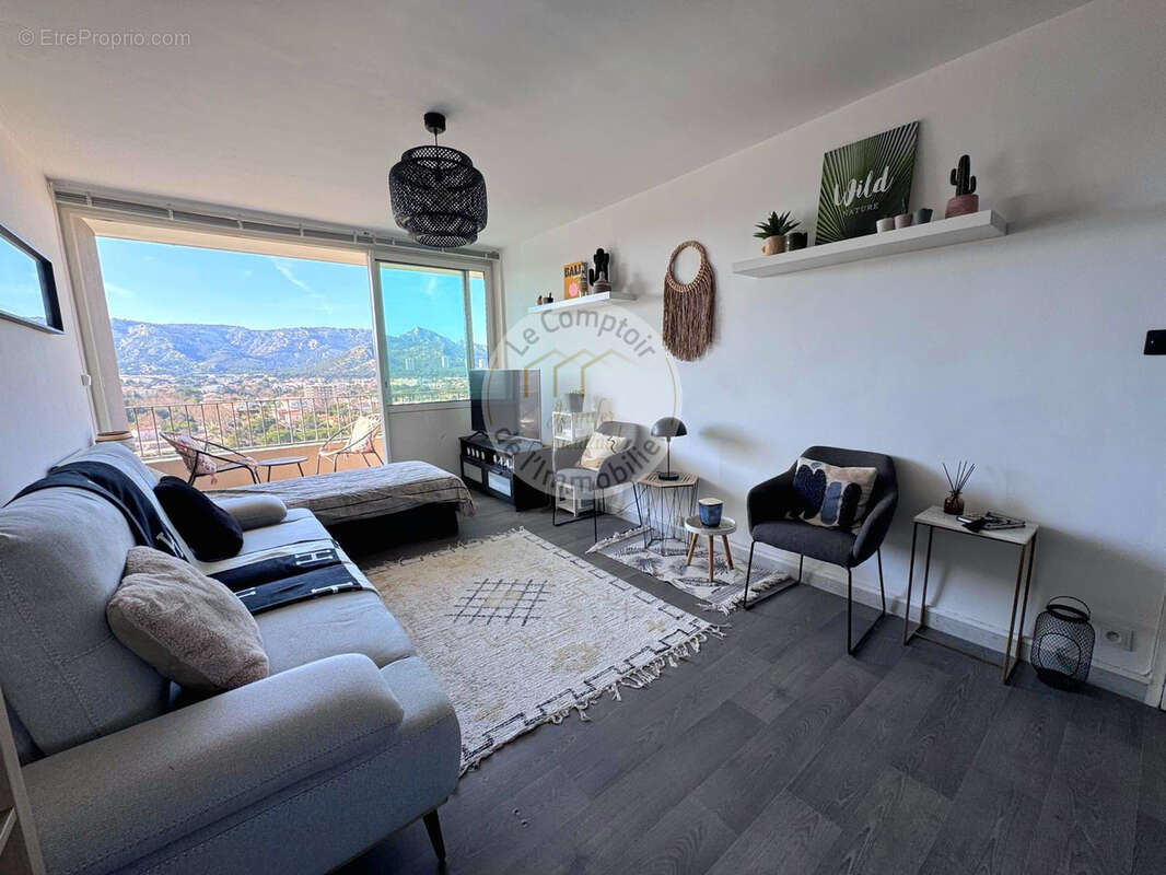 Appartement à MARSEILLE-9E