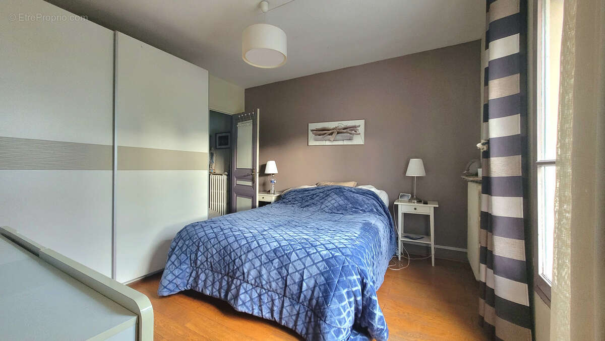 Appartement à AUBERVILLIERS