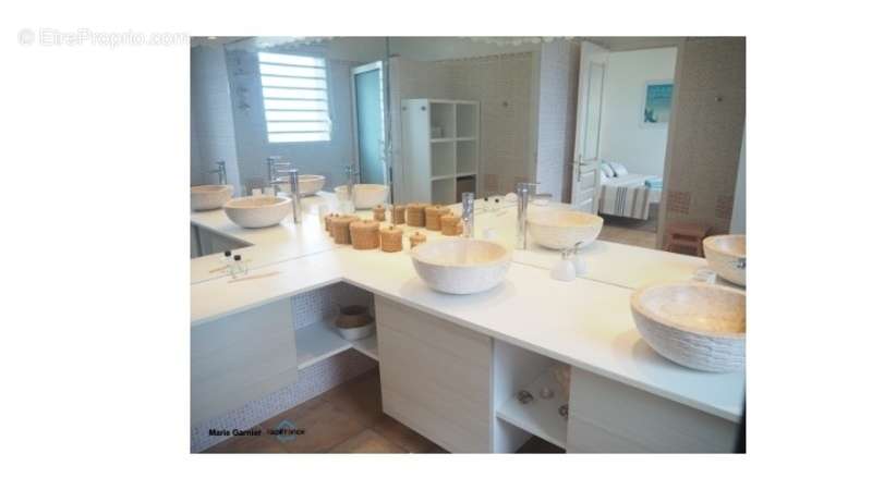 Maison à SAINTE-ANNE