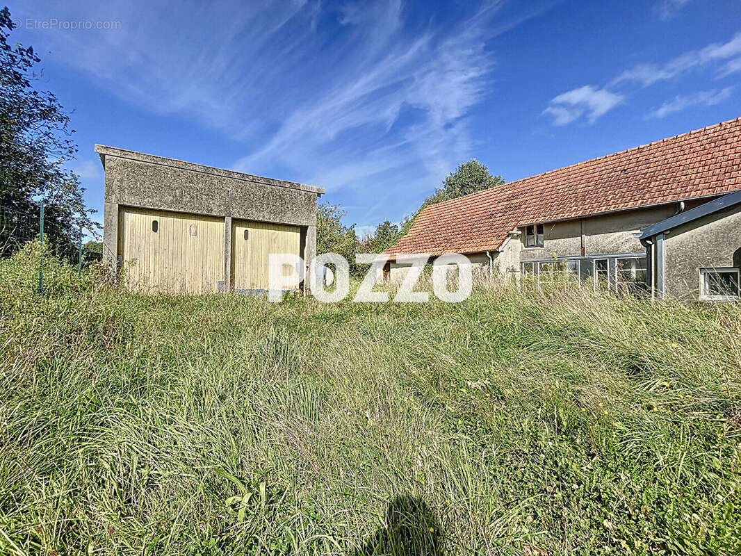 Maison à SAINT-SAUVEUR-LENDELIN