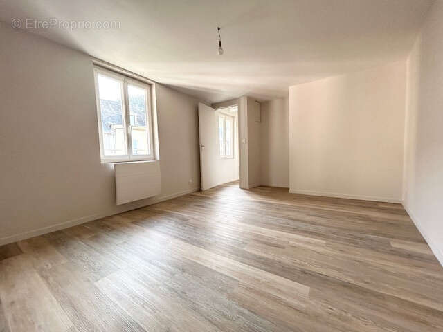 Appartement à TERRASSON-LAVILLEDIEU