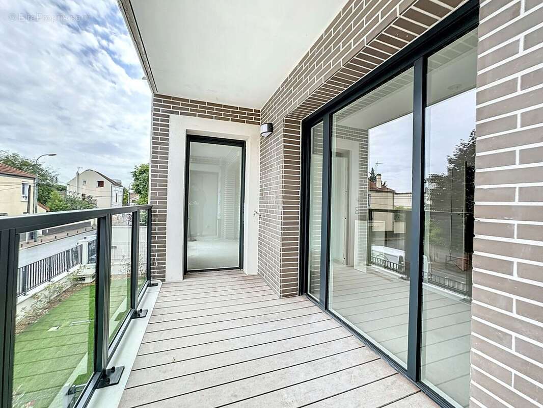 Appartement à SAINT-MAUR-DES-FOSSES